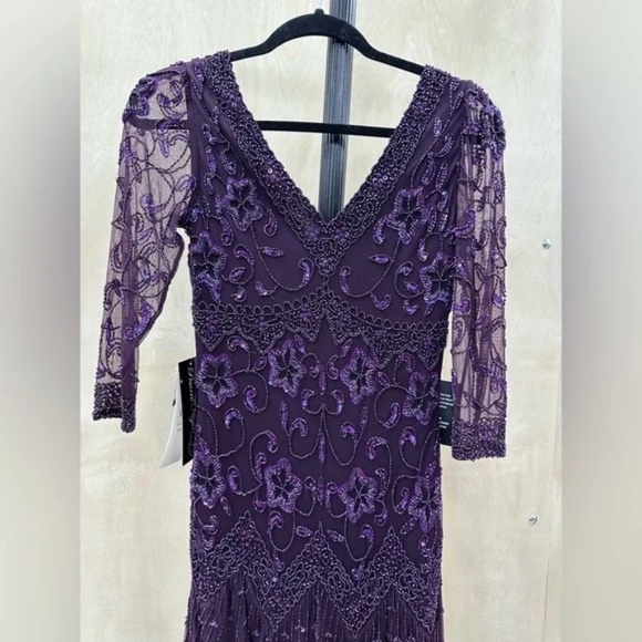 NWT Pisarro Nights formal gown, size 2 - Picture 5 of 14